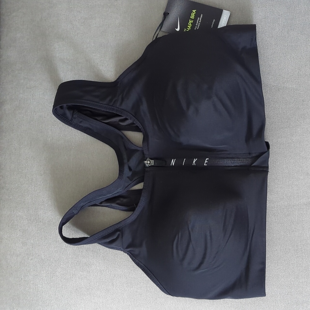 NIKE XL Women's Sports Bras - Bundle of 2